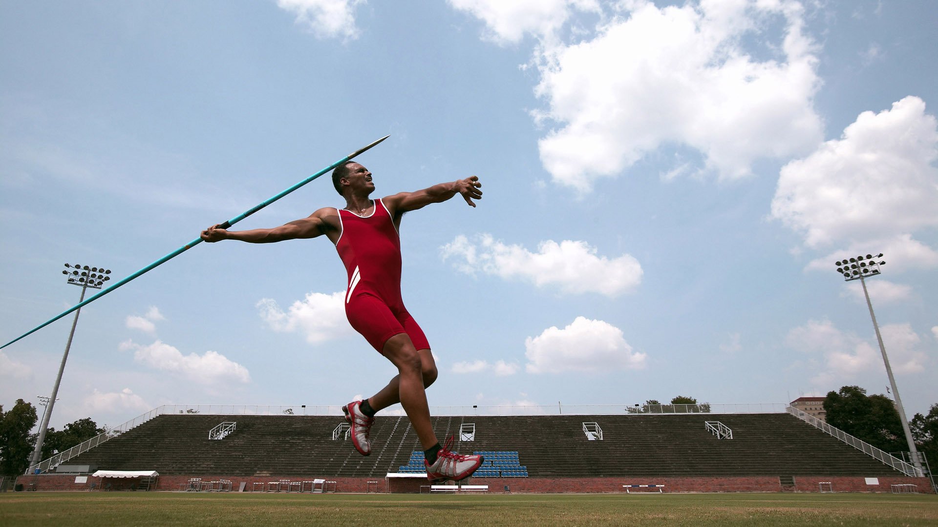 九游体育官网-“裁判幕后：鲜为人知的判罚细节”，裁判的话